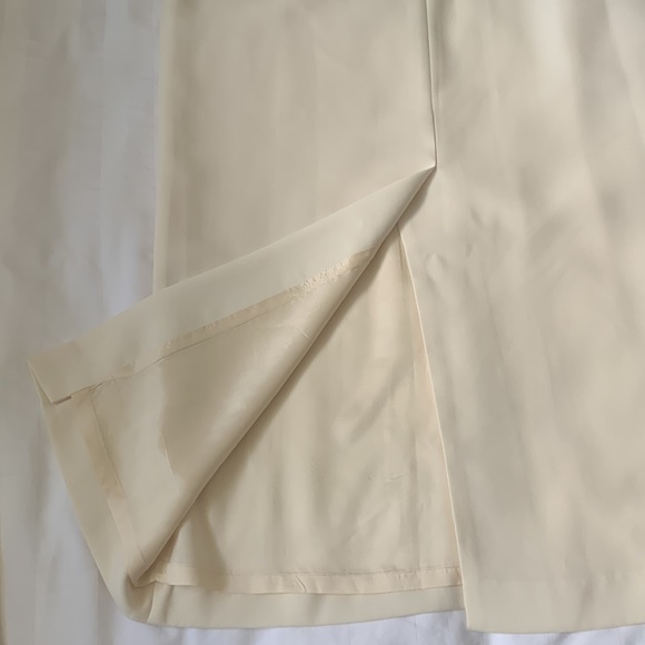 COPY - Cream maxi skirt suit rosette brooch satin notch collar nonwrinkling EUC - Picture 10 of 11